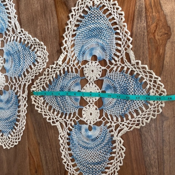 Vintage Set of two Variegated Blue White Crochet Lace Doilies Hand Crafted - Picture 7 of 7
